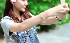 蜂蜜幸运草吻戏